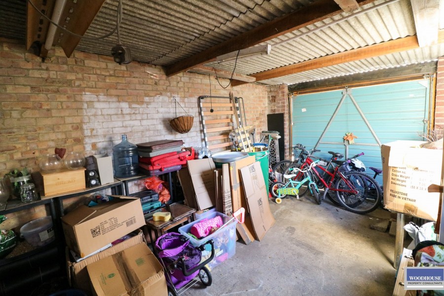 Images for Moreton Close, Cheshunt, Hertfordshire EAID:3131305421 BID:11055924