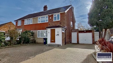 Pembroke Drive, Goffs Oak, Hertfordshire