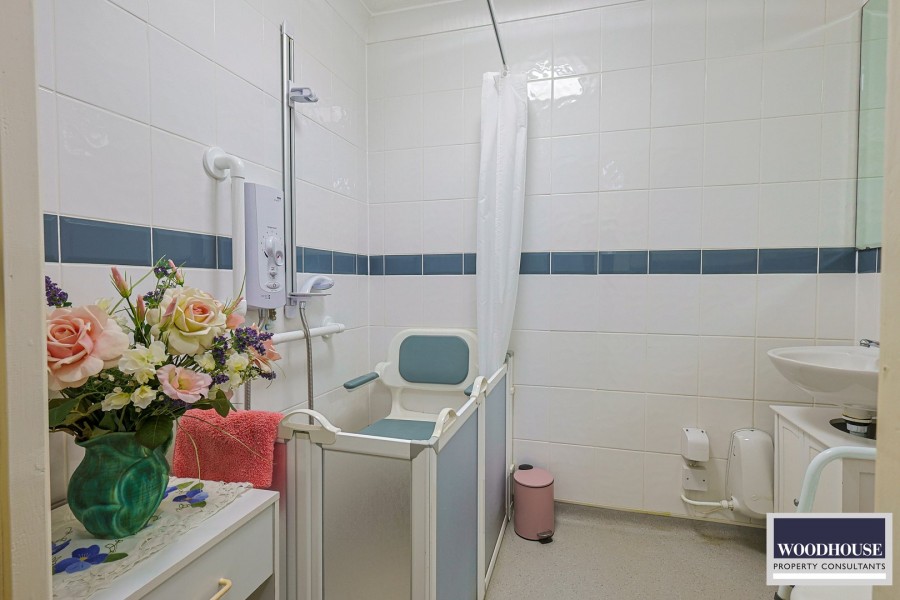 Images for Turners Hill, Cheshunt, Hertfordshire EAID:3131305421 BID:11055924