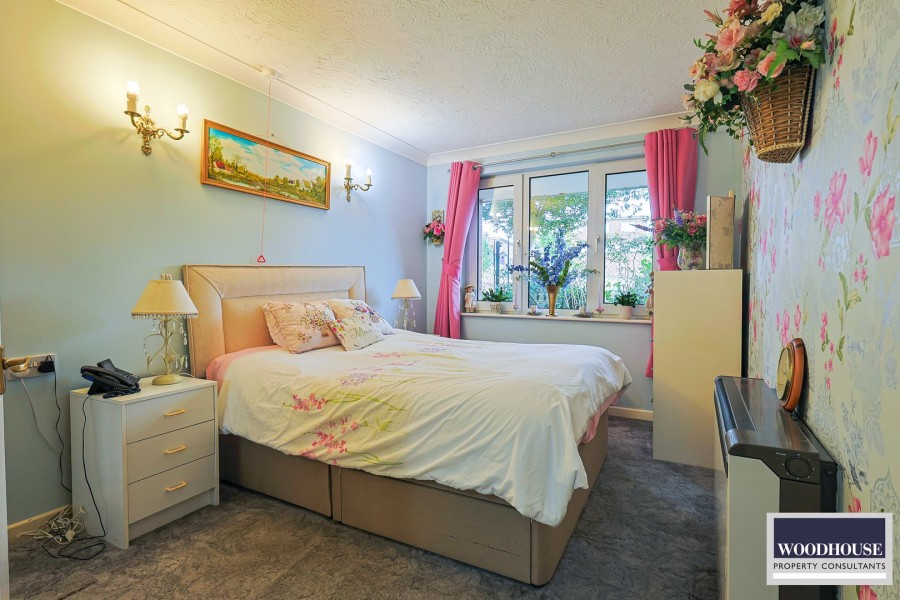 Images for Turners Hill, Cheshunt, Hertfordshire EAID:3131305421 BID:11055924