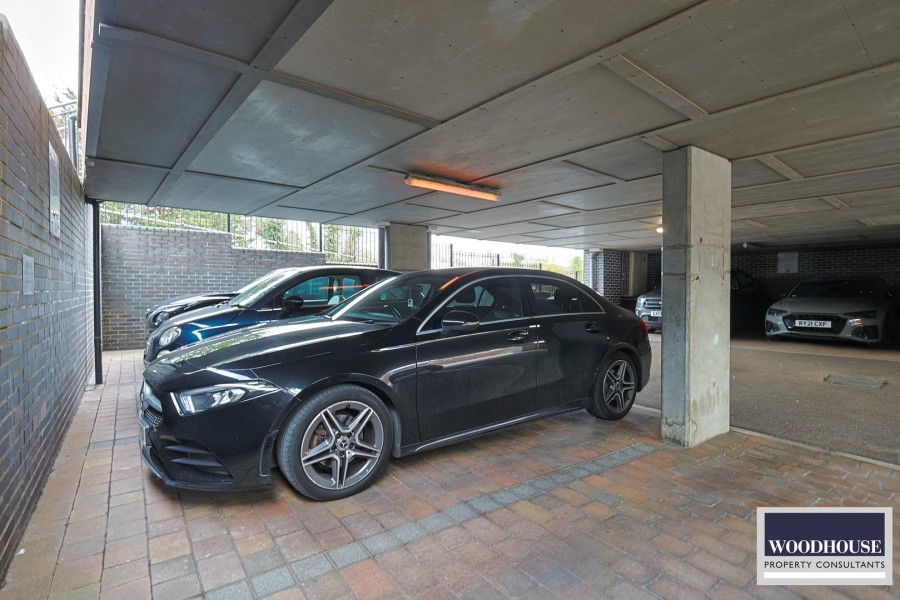 Images for Hazlemere Marina, Waltham Abbey, Hertfordshire EAID:3131305421 BID:11055924