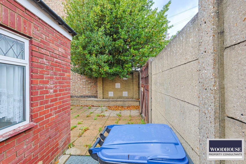 Images for Kimberley Gardens, Enfield, Greater London EAID:3131305421 BID:11055924