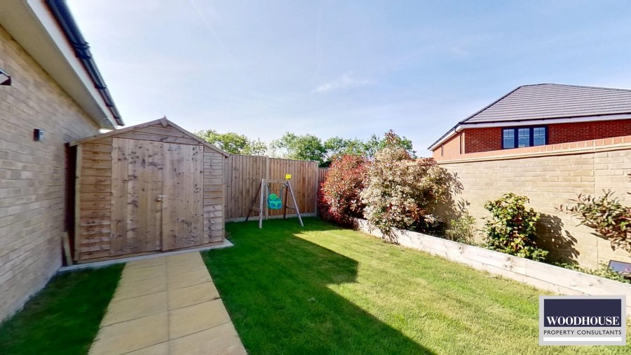 Images for Godfrey Crescent, Goffs Oak, Hertfordshire EAID:3131305421 BID:11055924