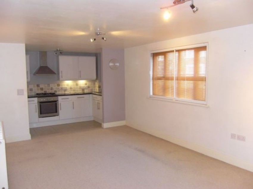 Images for Glebe Court  Clarendon Road, Cheshunt, Hertfordshire EAID:3131305421 BID:11055924