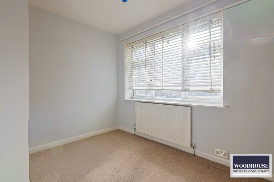 Images for Cadmore Lane, Cheshunt, Hertfordshire EAID:3131305421 BID:11055924