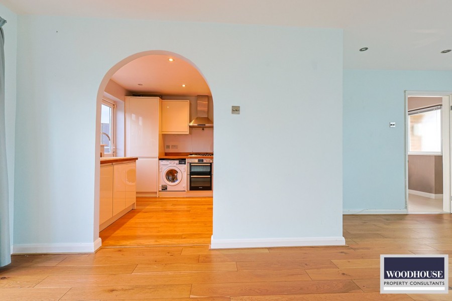 Images for Cadmore Lane, Cheshunt, Hertfordshire EAID:3131305421 BID:11055924