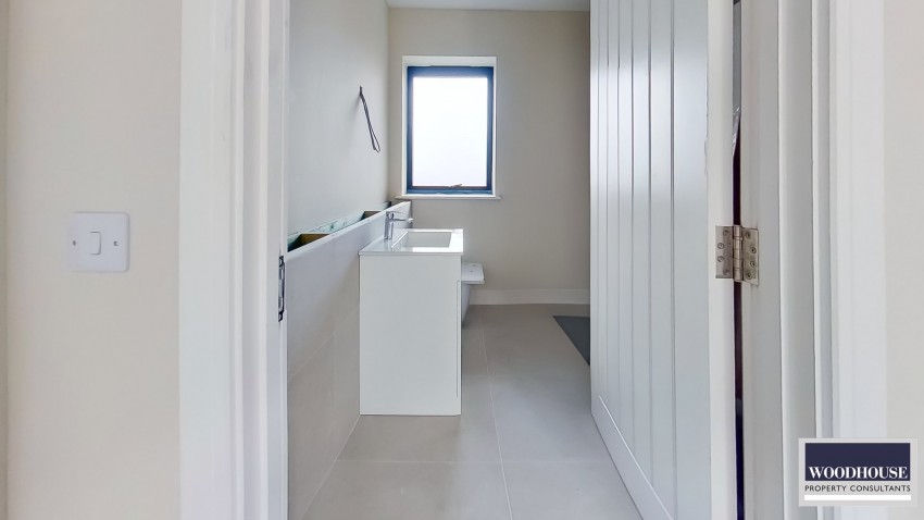 Images for Cheshunt, Hertfordshire EAID:3131305421 BID:11055924