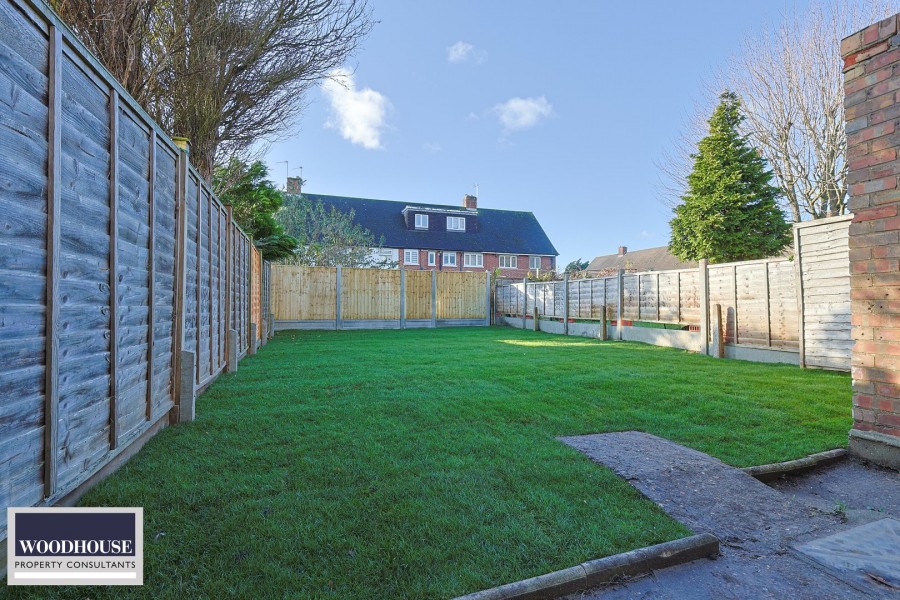 Images for Charnwood Road, Enfield, Greater London EAID:3131305421 BID:11055924