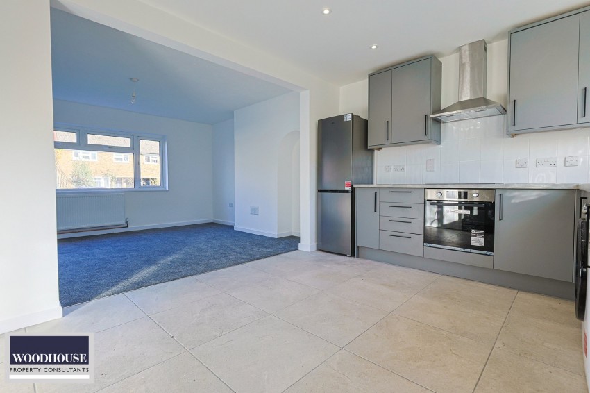 Images for Charnwood Road, Enfield, Greater London EAID:3131305421 BID:11055924