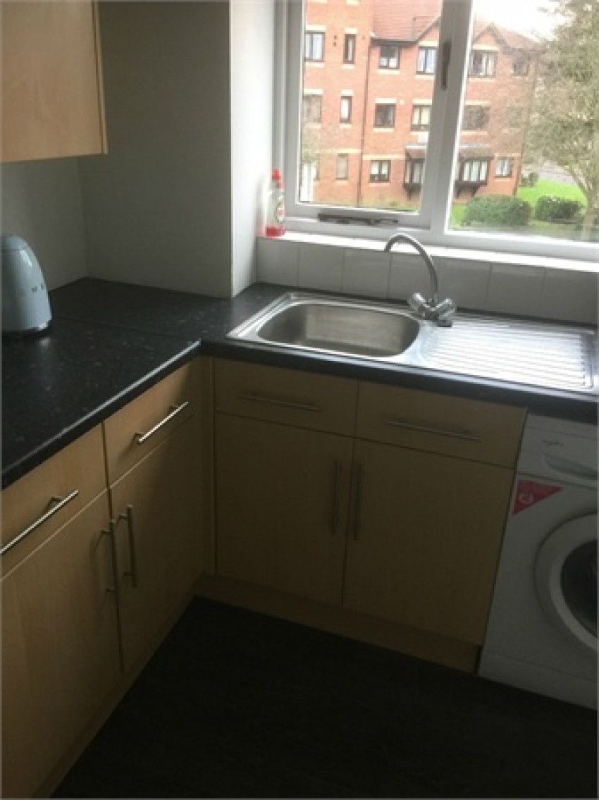 Images for Magpie Close, Enfield, Greater London EAID:3131305421 BID:11055924