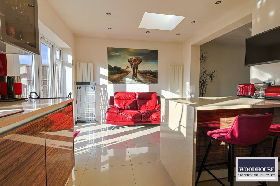 Images for Dorchester Avenue, London EAID:3131305421 BID:11055924