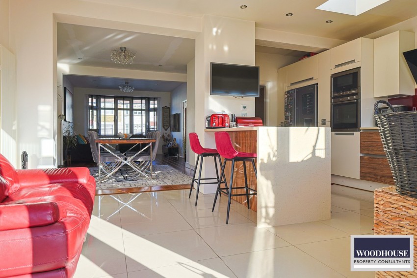 Images for Dorchester Avenue, London EAID:3131305421 BID:11055924