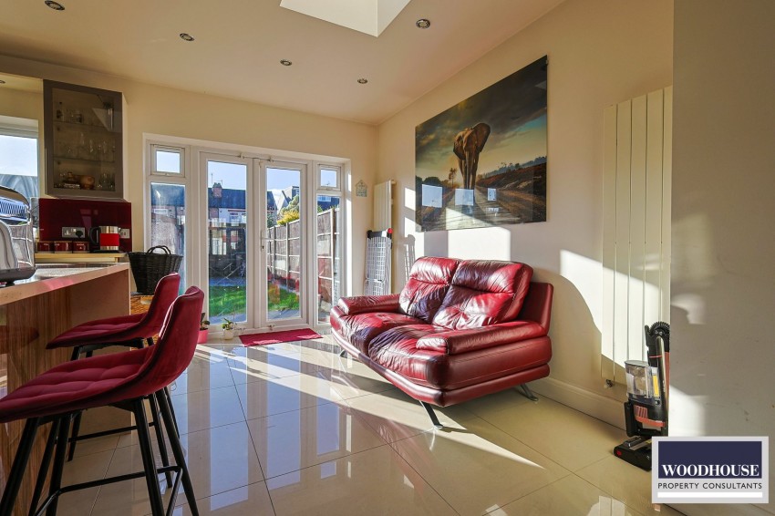 Images for Dorchester Avenue, London EAID:3131305421 BID:11055924