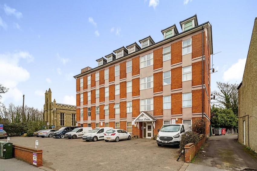 Images for Waltham Cross, Herts EAID:3131305421 BID:11055924