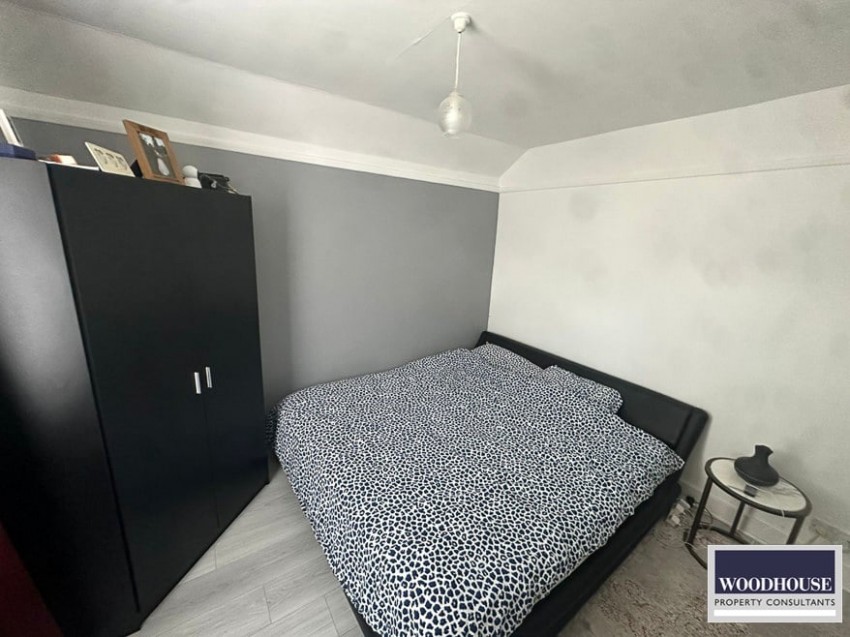 Images for Eastern Avenue, Waltham Cross, Hertfordshire EAID:3131305421 BID:11055924