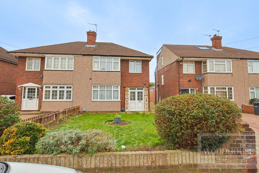 Images for Palmers Way, Cheshunt, Hertfordshire EAID:3131305421 BID:11055924