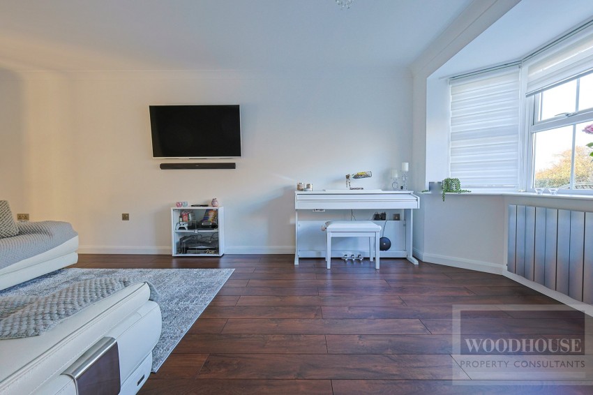 Images for Ferney Road, Cheshunt, Hertfordshire EAID:3131305421 BID:11055924