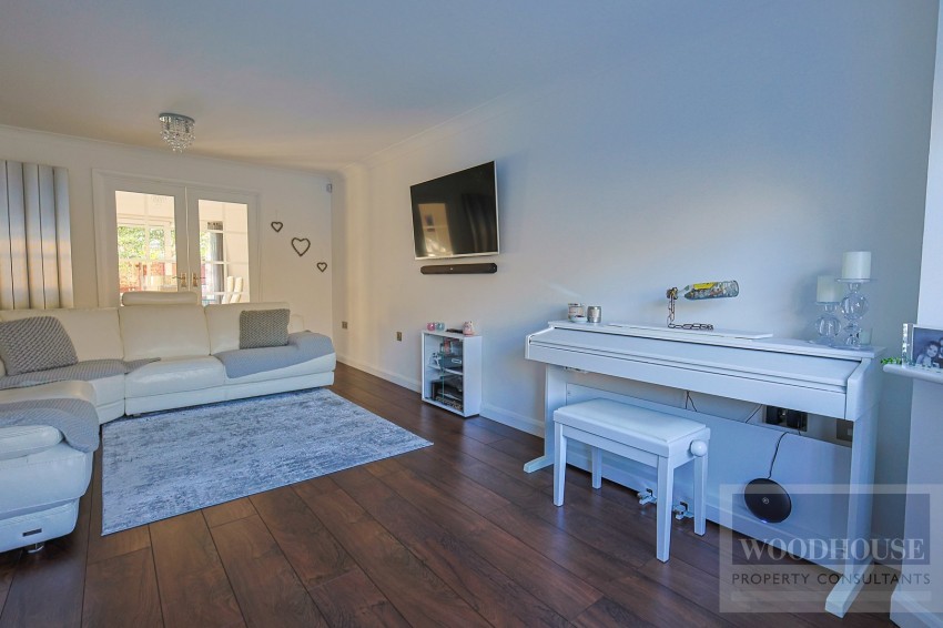 Images for Ferney Road, Cheshunt, Hertfordshire EAID:3131305421 BID:11055924