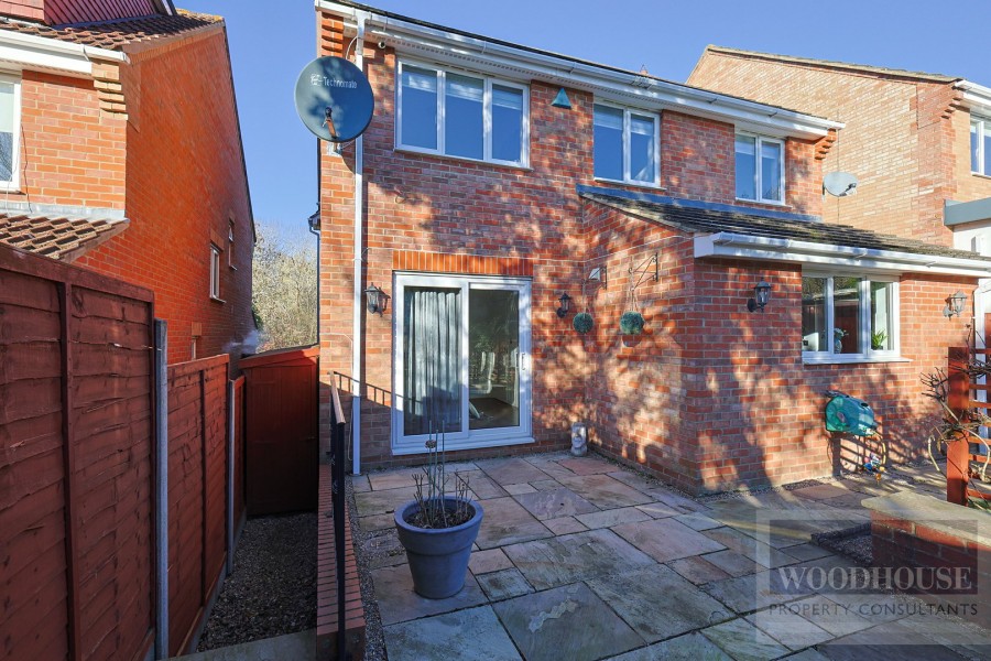 Images for Ferney Road, Cheshunt, Hertfordshire EAID:3131305421 BID:11055924