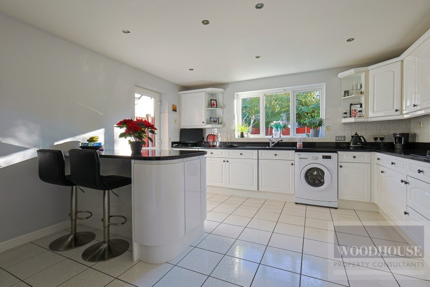 Images for Ferney Road, Cheshunt, Hertfordshire EAID:3131305421 BID:11055924