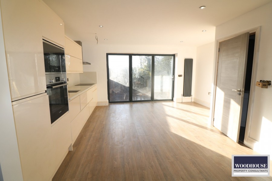 Images for Farm Close, Cheshunt, Hertfordshire EAID:3131305421 BID:11055924