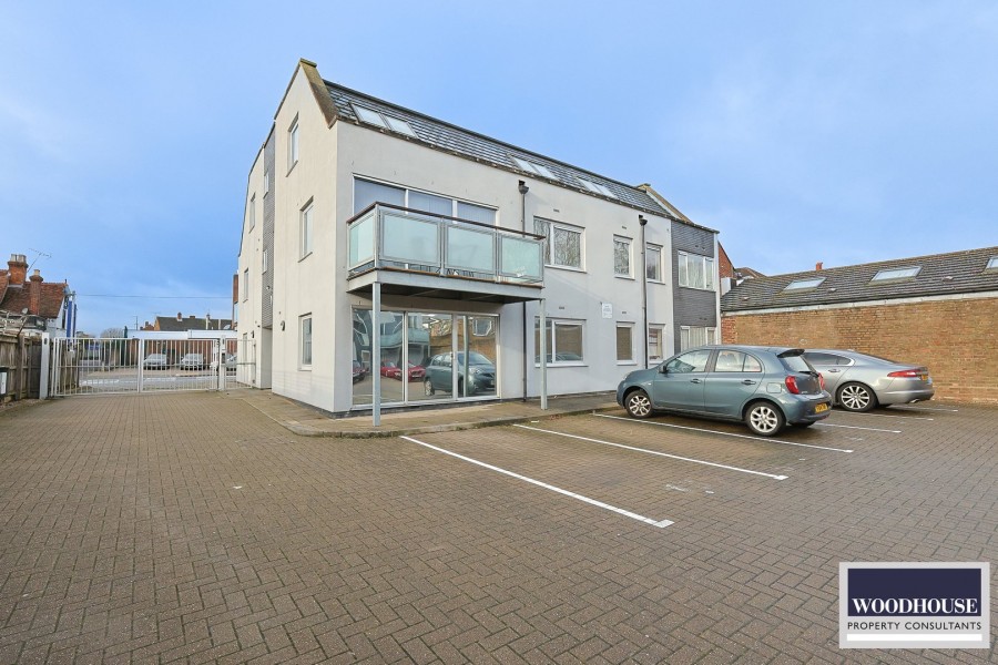 Images for Turners Hill, Cheshunt, Hertfordshire EAID:3131305421 BID:11055924