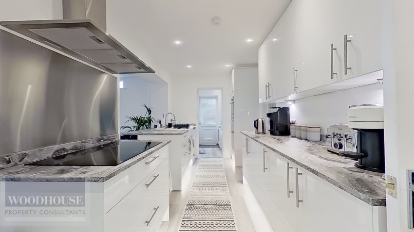 Images for Rushleigh Avenue, Cheshunt, Hertfordshire EAID:3131305421 BID:11055924