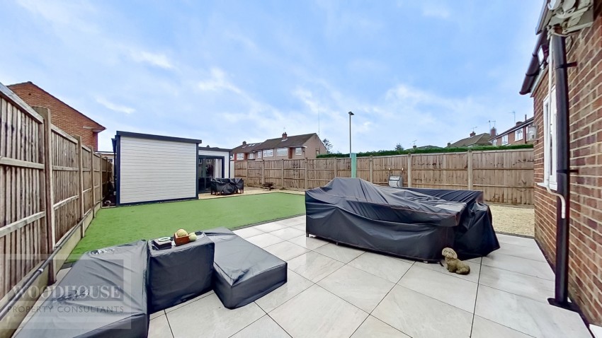 Images for Rushleigh Avenue, Cheshunt, Hertfordshire EAID:3131305421 BID:11055924