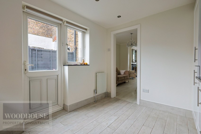 Images for King Edward Road, Waltham Cross, Hertfordshire EAID:3131305421 BID:11055924