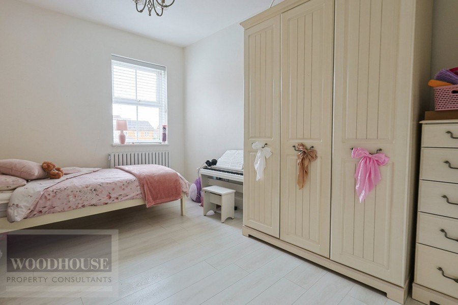 Images for King Edward Road, Waltham Cross, Hertfordshire EAID:3131305421 BID:11055924