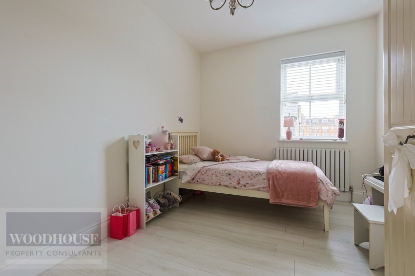 Images for King Edward Road, Waltham Cross, Hertfordshire EAID:3131305421 BID:11055924