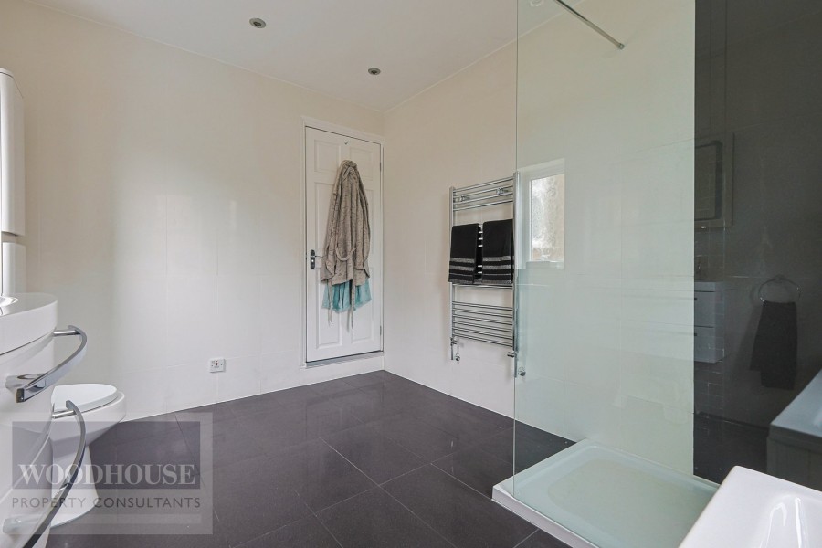 Images for King Edward Road, Waltham Cross, Hertfordshire EAID:3131305421 BID:11055924