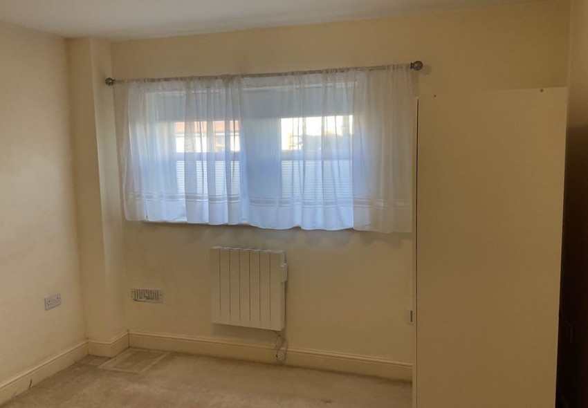 Images for Cheshunt, Hertfordshire EAID:3131305421 BID:11055924