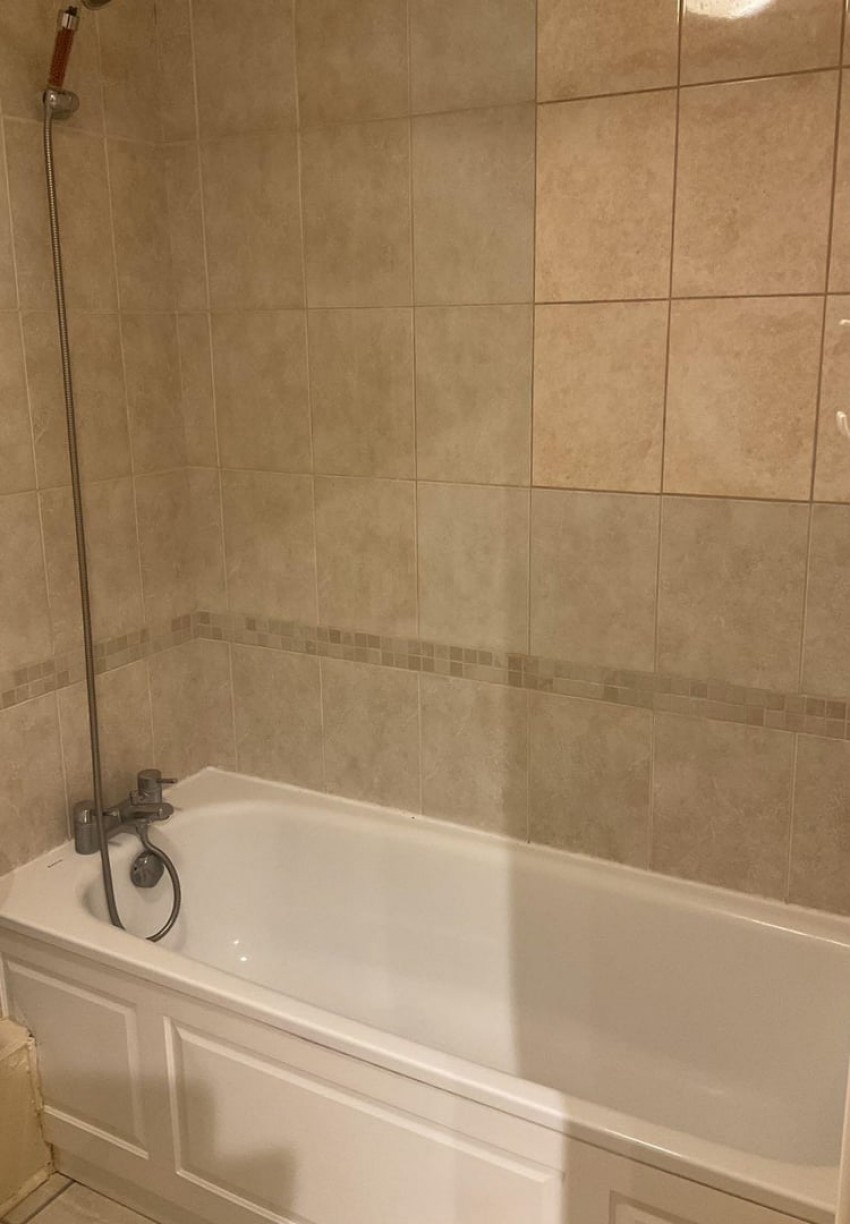 Images for Cheshunt, Hertfordshire EAID:3131305421 BID:11055924