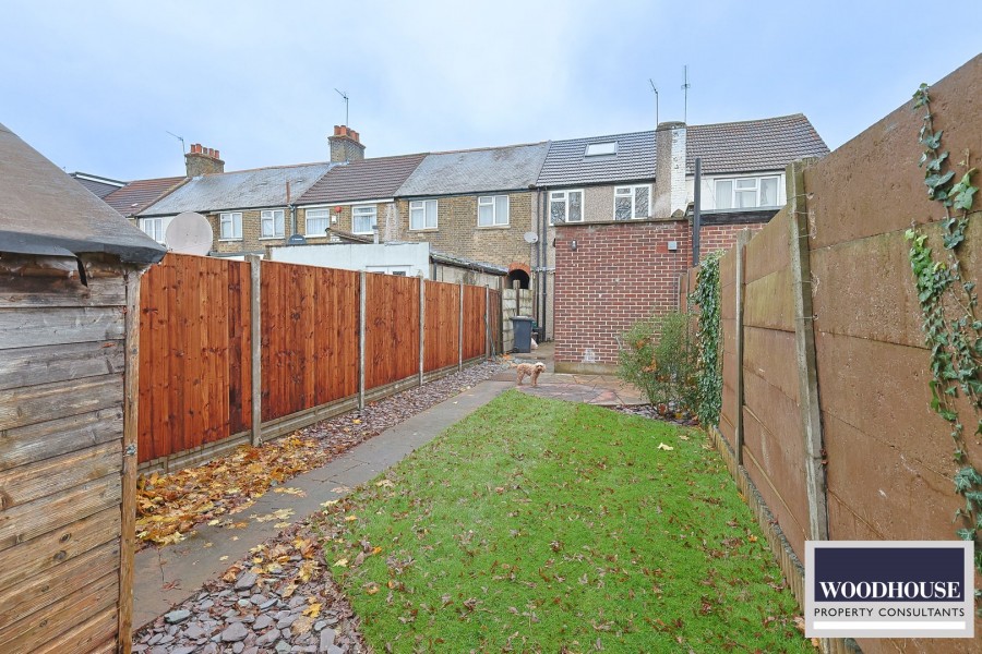 Images for Swanfield Road, Waltham Cross, Hertfordshire EAID:3131305421 BID:11055924