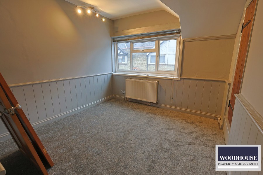 Images for Swanfield Road, Waltham Cross, Hertfordshire EAID:3131305421 BID:11055924