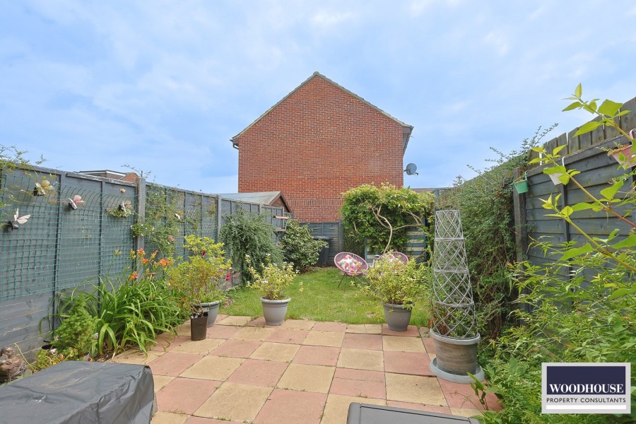 Images for Cheshunt, Waltham Cross, Hertfordshire EAID:3131305421 BID:11055924