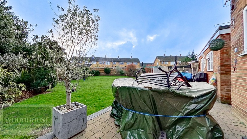 Images for Bromleigh Close, Cheshunt, Hertfordshire EAID:3131305421 BID:11055924