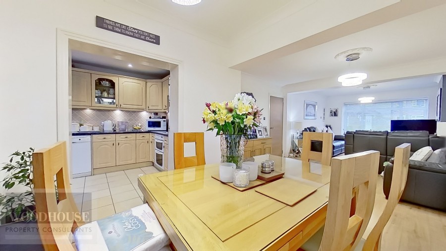 Images for Bromleigh Close, Cheshunt, Hertfordshire EAID:3131305421 BID:11055924