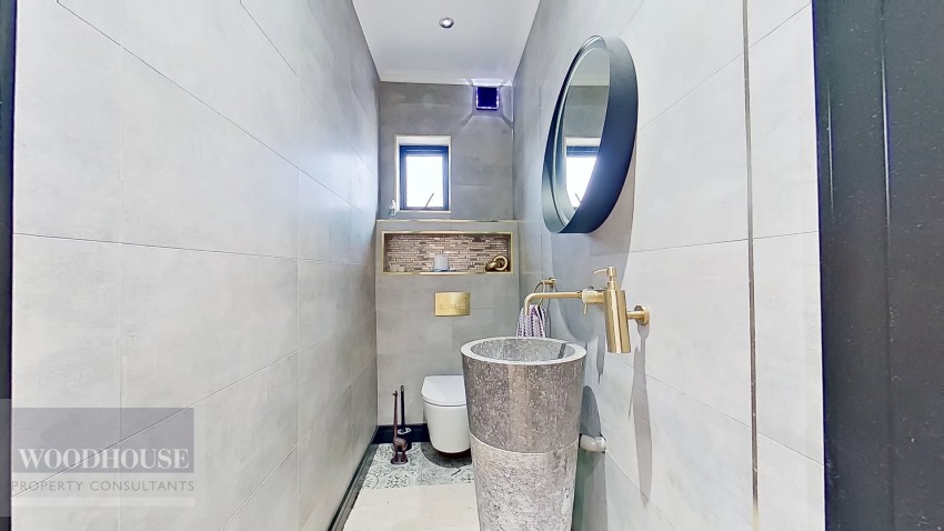 Images for Cuffley, Potters Bar, Hertfordshire EAID:3131305421 BID:11055924