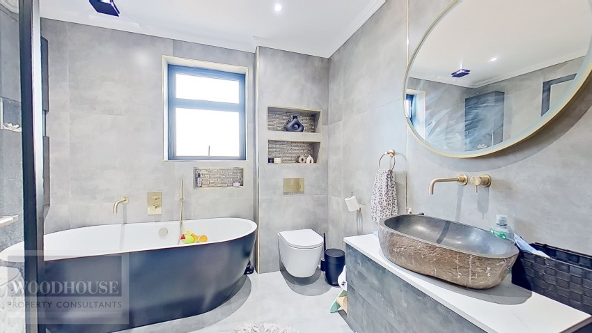 Images for Cuffley, Potters Bar, Hertfordshire EAID:3131305421 BID:11055924