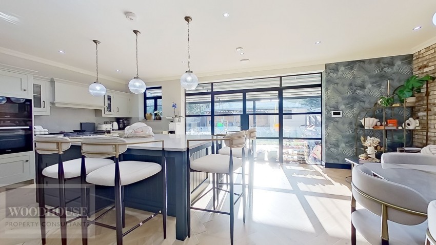 Images for Cuffley, Potters Bar, Hertfordshire EAID:3131305421 BID:11055924