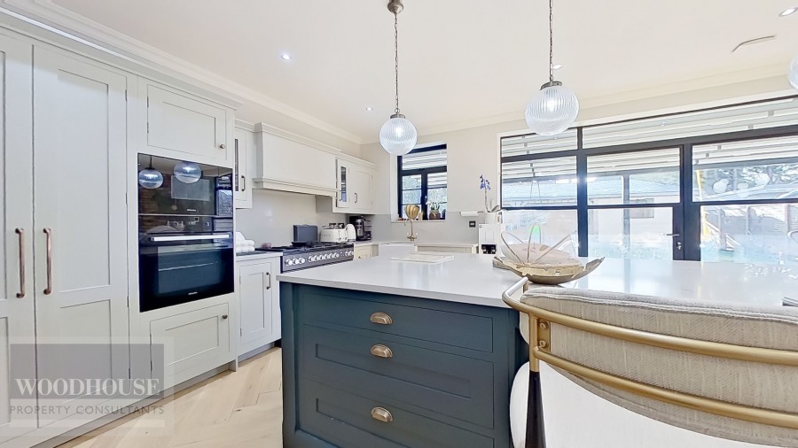 Images for Cuffley, Potters Bar, Hertfordshire EAID:3131305421 BID:11055924