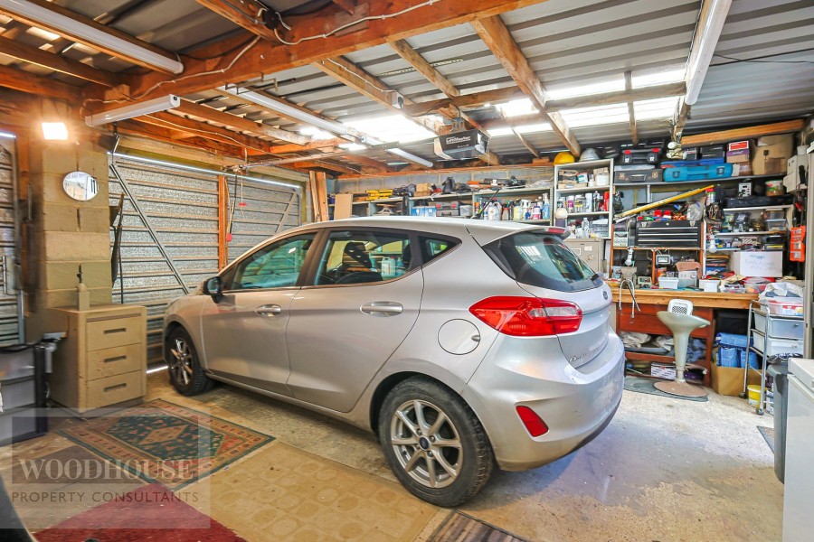 Images for Cheshunt, Waltham Cross, Hertfordshire EAID:3131305421 BID:11055924