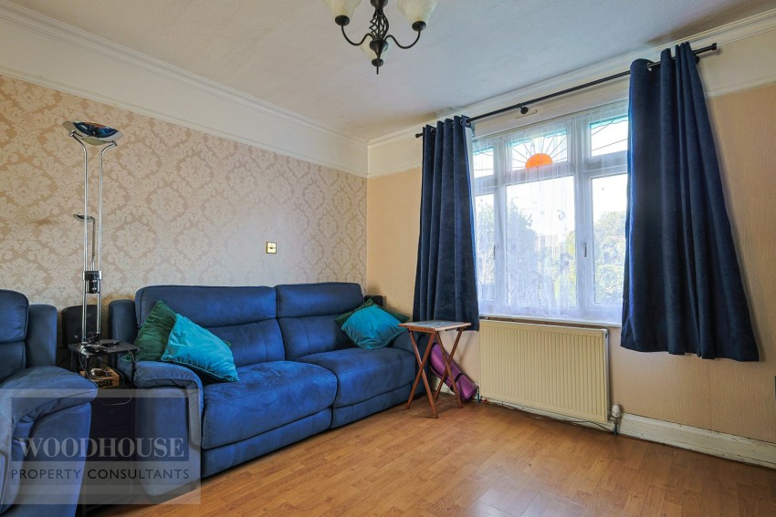Images for Cheshunt, Waltham Cross, Hertfordshire EAID:3131305421 BID:11055924