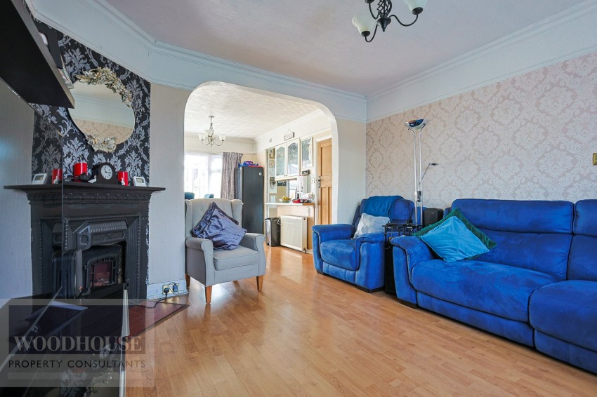 Images for Cheshunt, Waltham Cross, Hertfordshire EAID:3131305421 BID:11055924