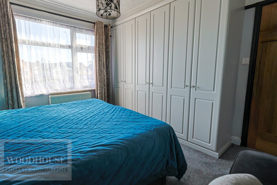 Images for Cheshunt, Waltham Cross, Hertfordshire EAID:3131305421 BID:11055924