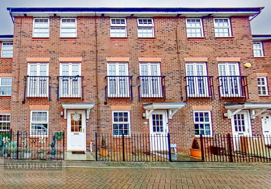 Images for Glen Luce, Cheshunt, Hertfordshire EAID:3131305421 BID:11055924