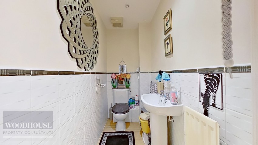 Images for Glen Luce, Cheshunt, Hertfordshire EAID:3131305421 BID:11055924