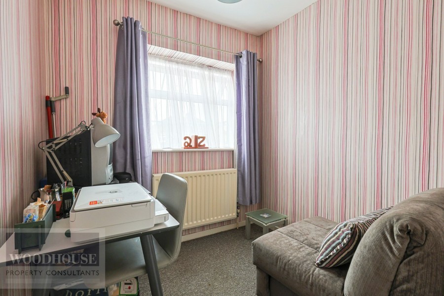 Images for Edinburgh Crescent, Waltham Cross, Hertfordshire EAID:3131305421 BID:11055924